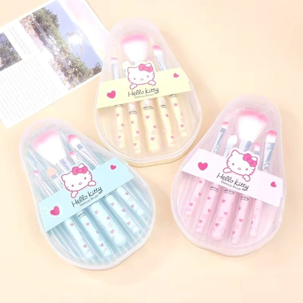 Sanrio Hello Kitty 5 pc Makeup Brush Set  in Plastic Box Ombre Bristles